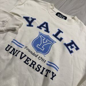 Yale University Bulldogs Crewneck Sweatshirt Men’s XS Beige Spellout Logo EUC